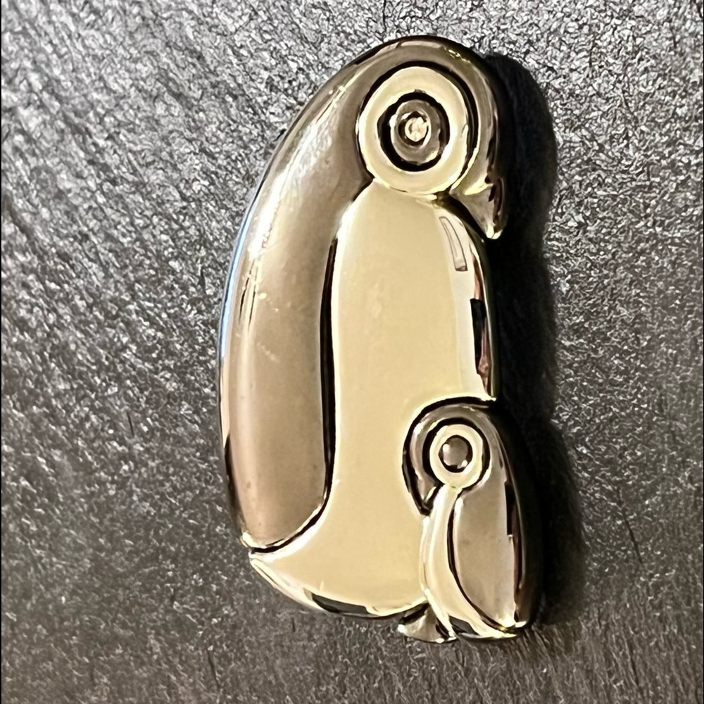 Liz Claiborne Silver Tone Gunmetal Parent Child Penguin Brooch Pin